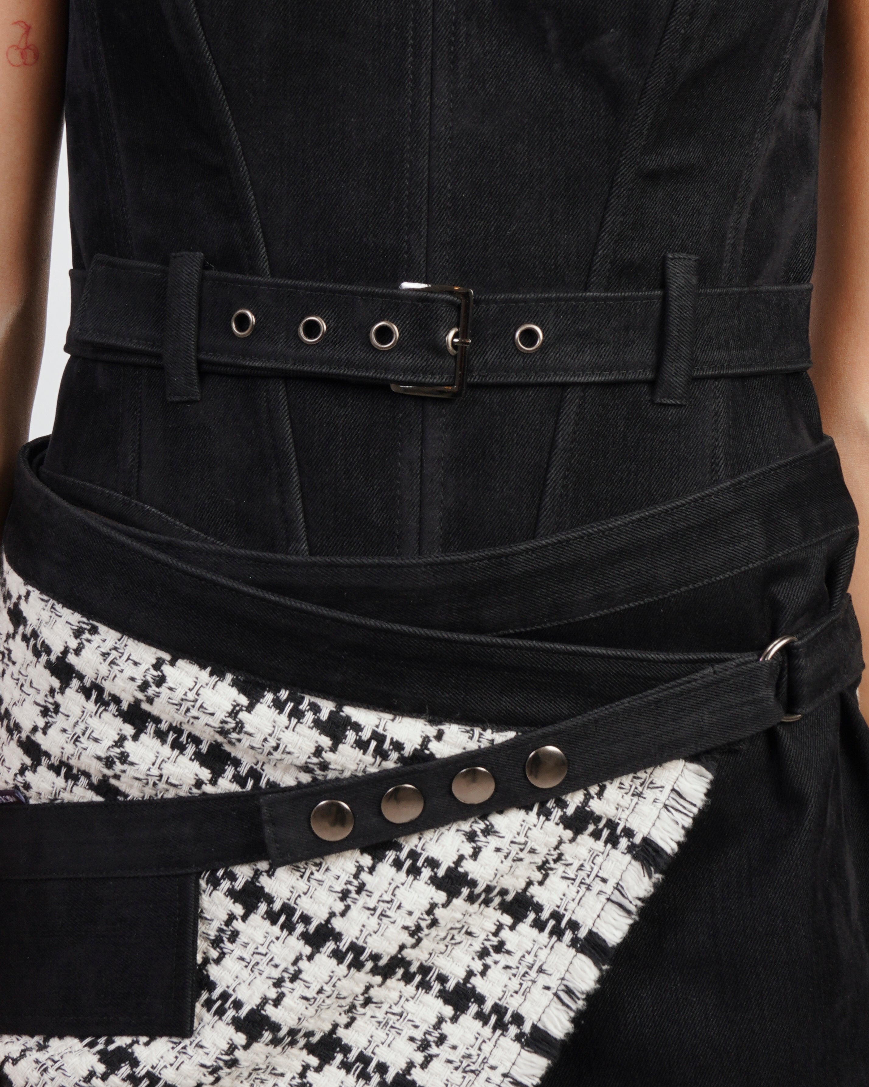 Zahara Asymmetric Skirt